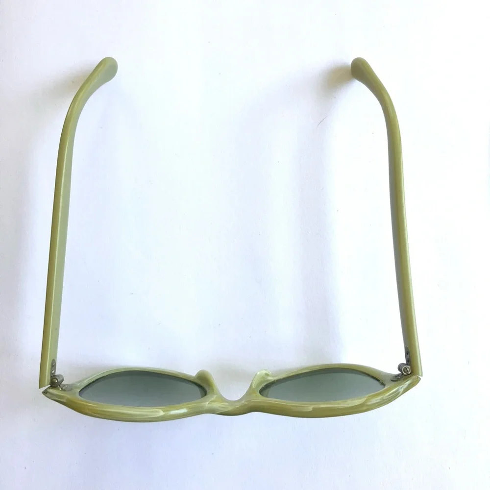 Vintage 50’s pea dusty green children’s sunglasses